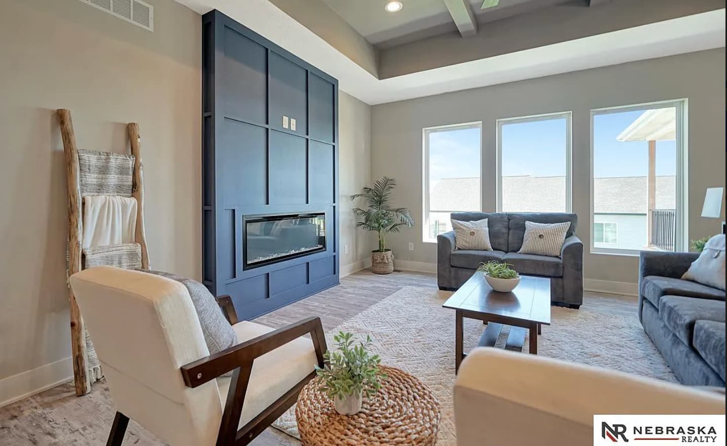 1030 N 108th St — staged by Acorn Home Staging