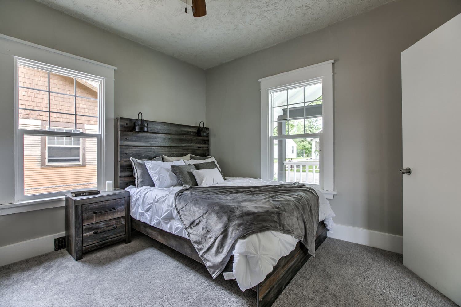 Bedroom staged by Acorn Home Staging — Cable Avenue