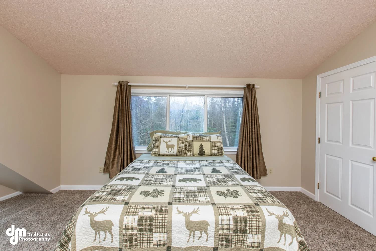 Cabin Vacation Rental Design — staged by Acorn Home Staging