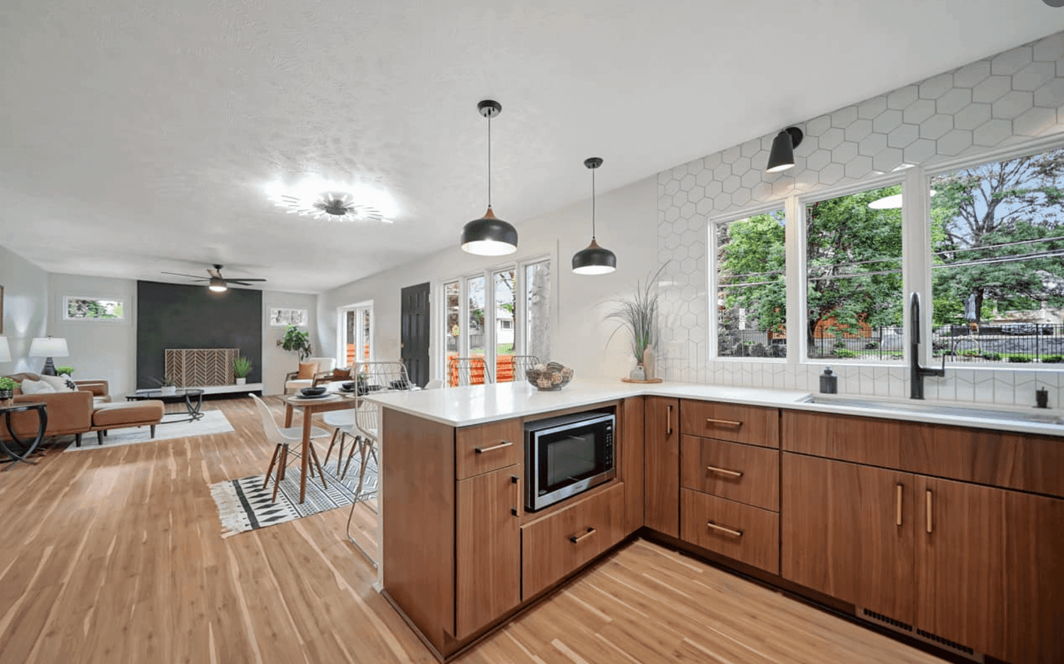 1991 Calvert St — staged by Acorn Home Staging