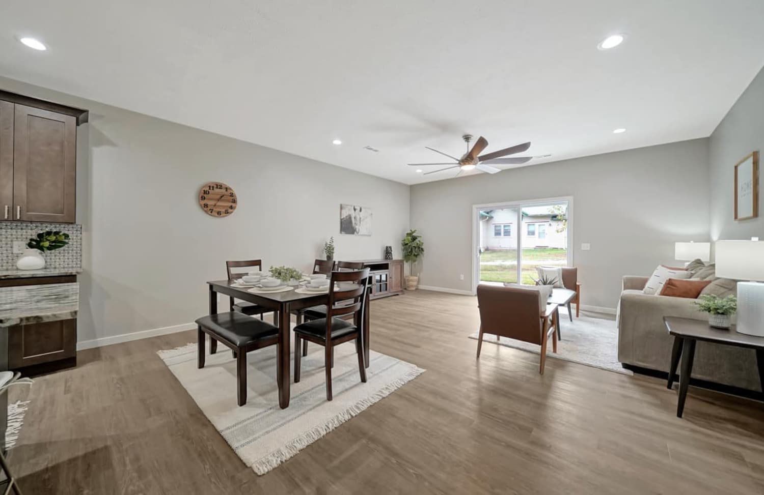 250 10th St — staged by Acorn Home Staging