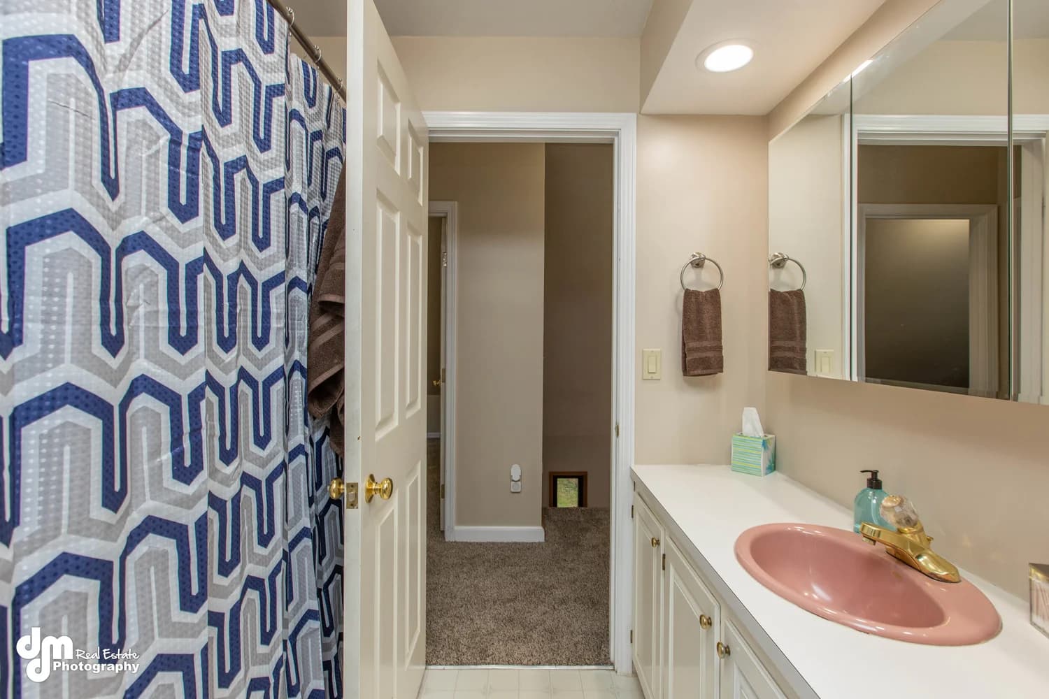 Cabin Vacation Rental Design — staged by Acorn Home Staging